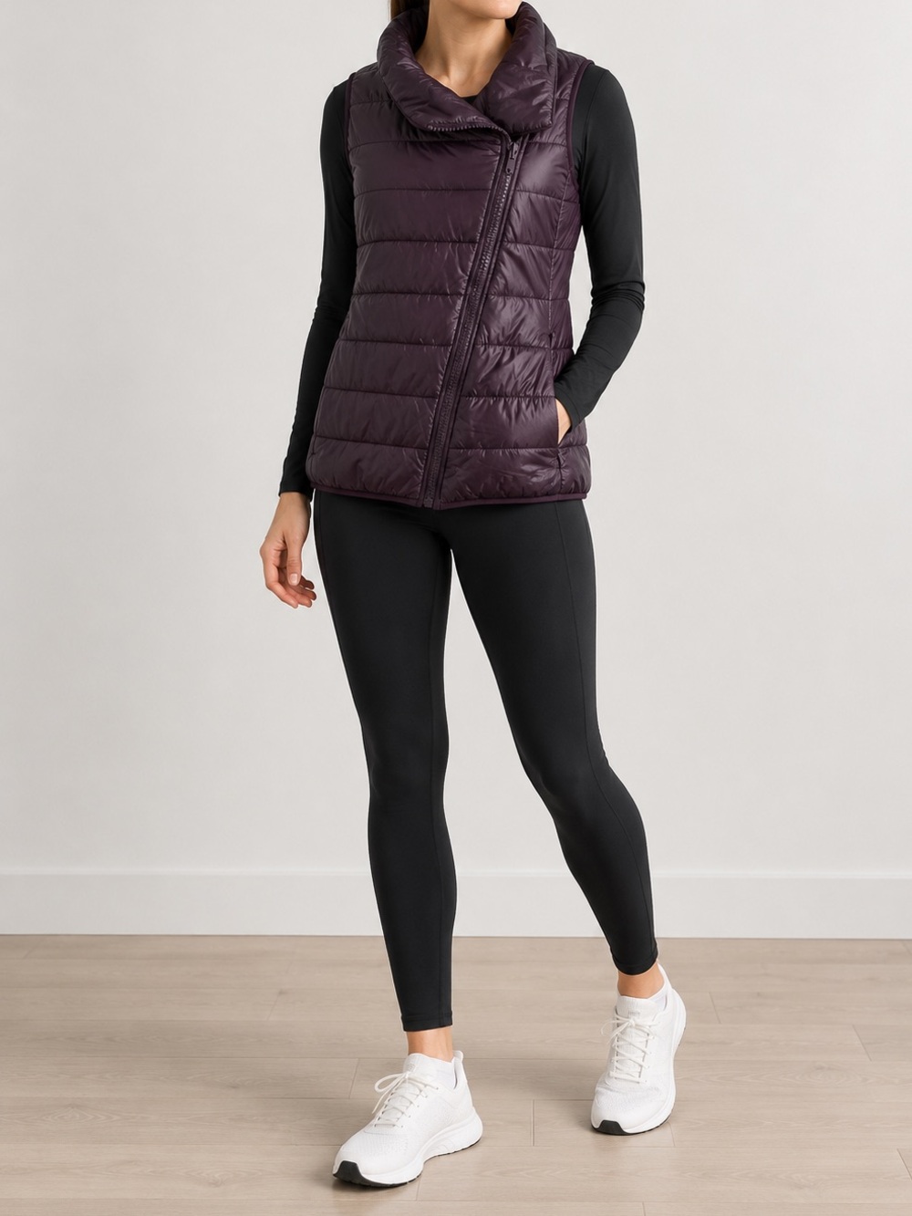 Reebok Puffy Vest in Gothic Purple